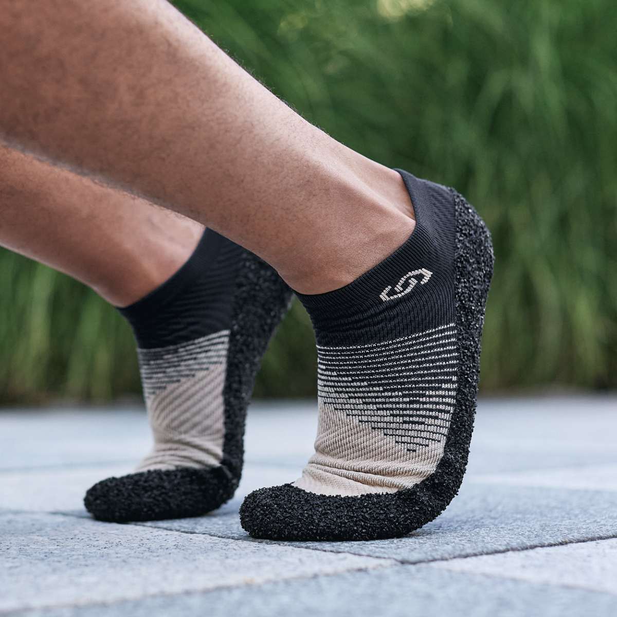 SKINNERS 2.0 Adults Minimalist Footwear - Ivory