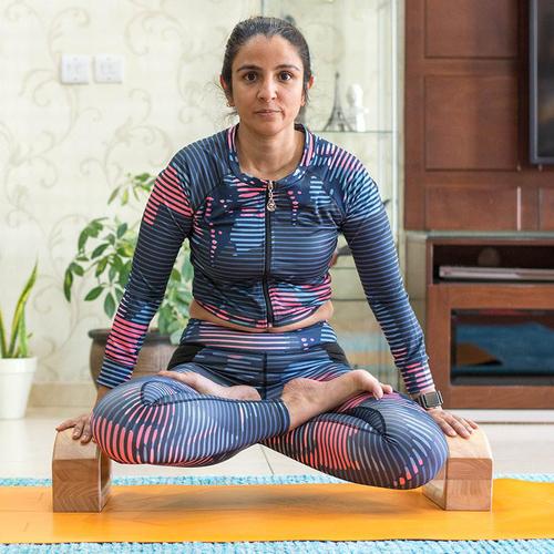Bhoga Infinity Yoga Block Set of 4 - ( 2 large + 2 Small )
