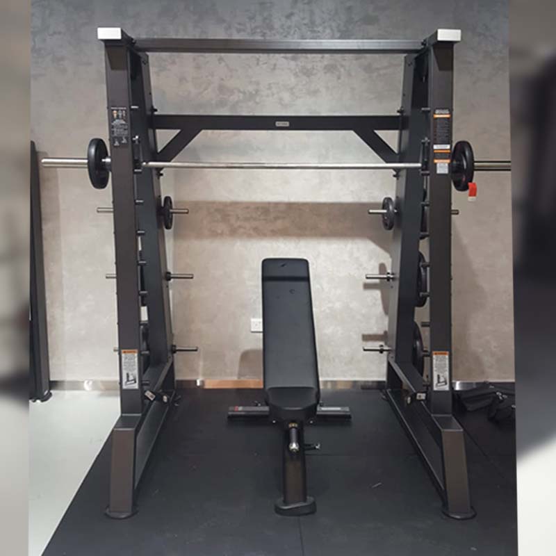 السلسلة الفاخرة من 1441 Fitness - جهاز سميث - 41FU3063